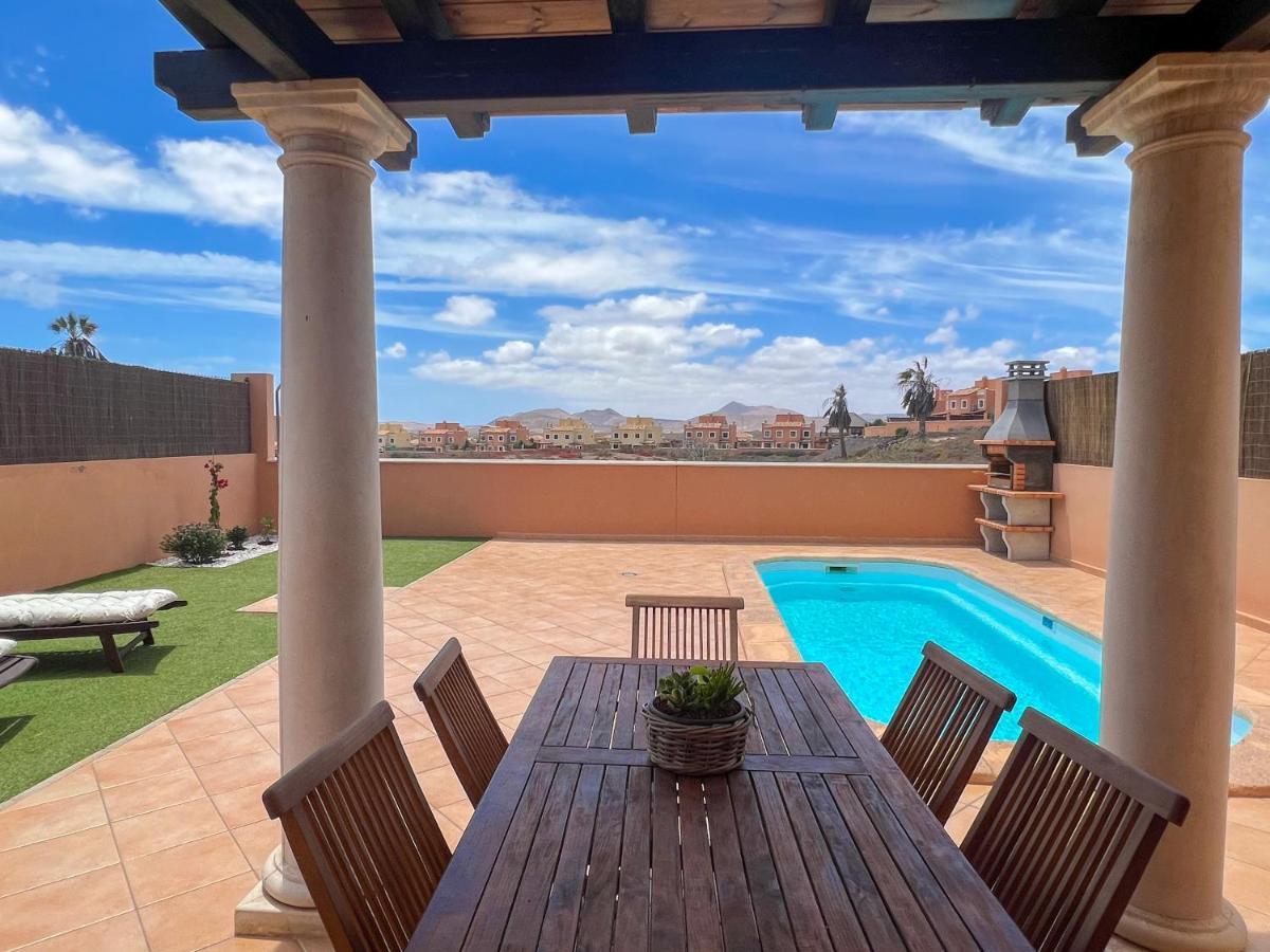 Villa Tarabilla With Private Pool & Ocean Views Corralejo Buitenkant foto